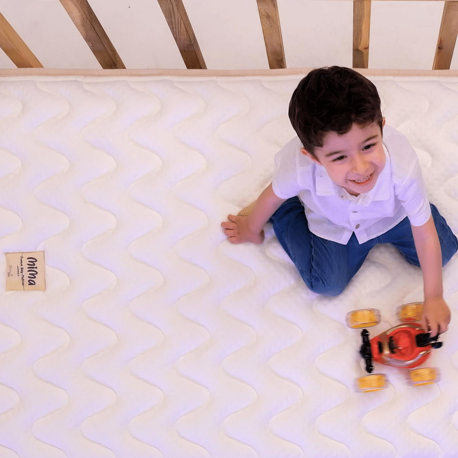 Mima Yünlü Çocuk Yatağı